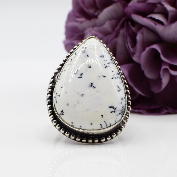 Jewelry - Gorgeous dendritic opal ring